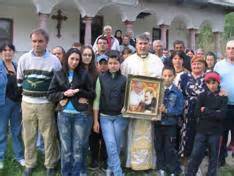 scundu valcea padre victor tudor|Padre Pio Proselytizing Romanian Orthodox members .